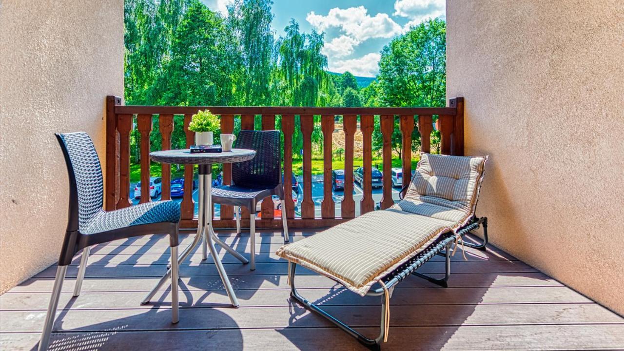 Apartamenty Centrum - Wyszynskiego 9 By Royal Aparts Świeradów-Zdrój Esterno foto