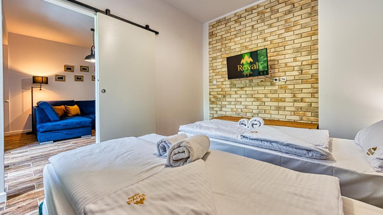 Apartamenty Centrum - Wyszynskiego 9 By Royal Aparts Świeradów-Zdrój Esterno foto